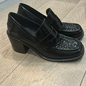 Jeffrey Campbell shows. Great condition.